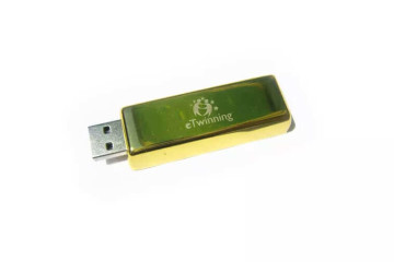USB kľúč s potlačou - gravír;USB klíč s potiskem - gravír
