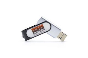 USB kľúč s potlačou - živicová samolepka;USB klíč s potiskem - pryskyřičná samolepka