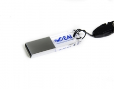 Potlač tampoprint logo na USB kľúč EAI